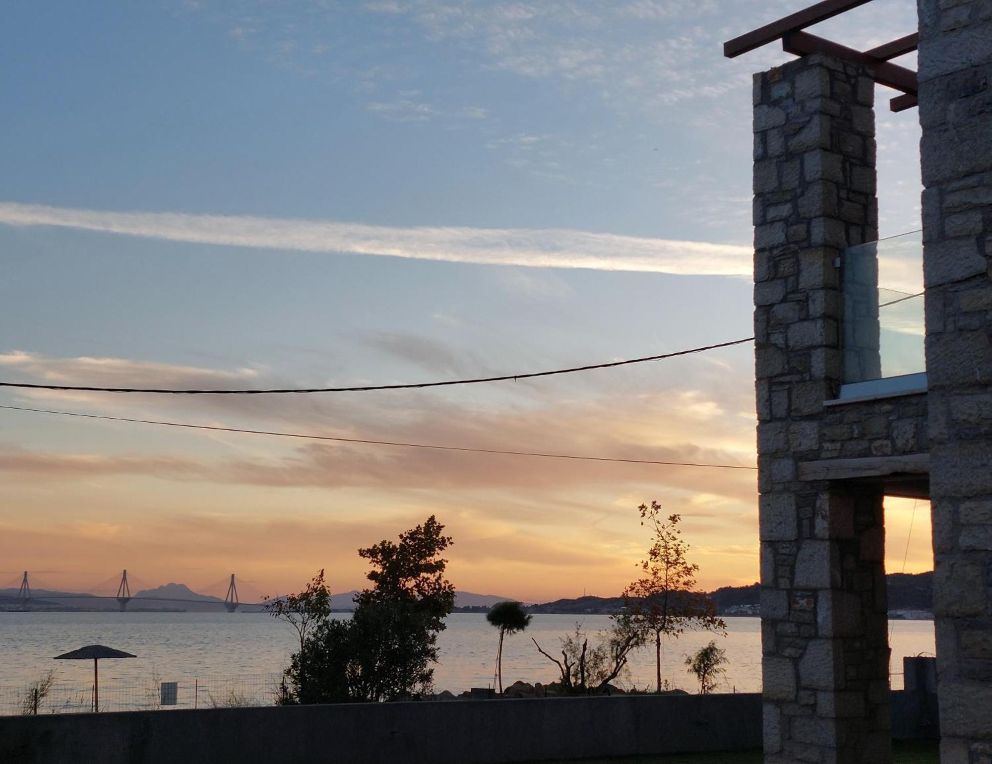 Santa Domenica Nafpaktos - Rooms And Apartments By The Sea Exterior photo